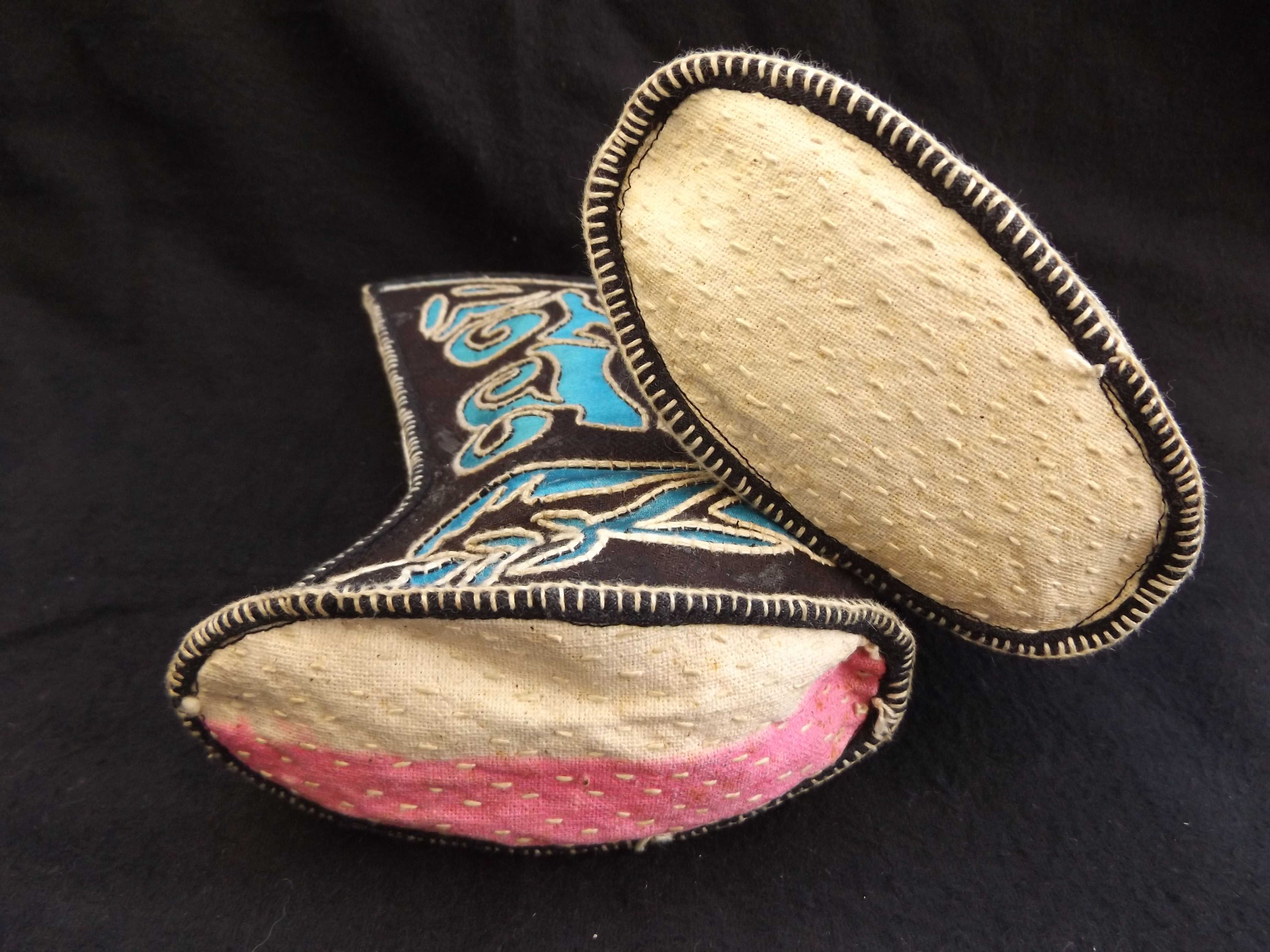 PAR de BOTAS Criança – Povo MIAO – China