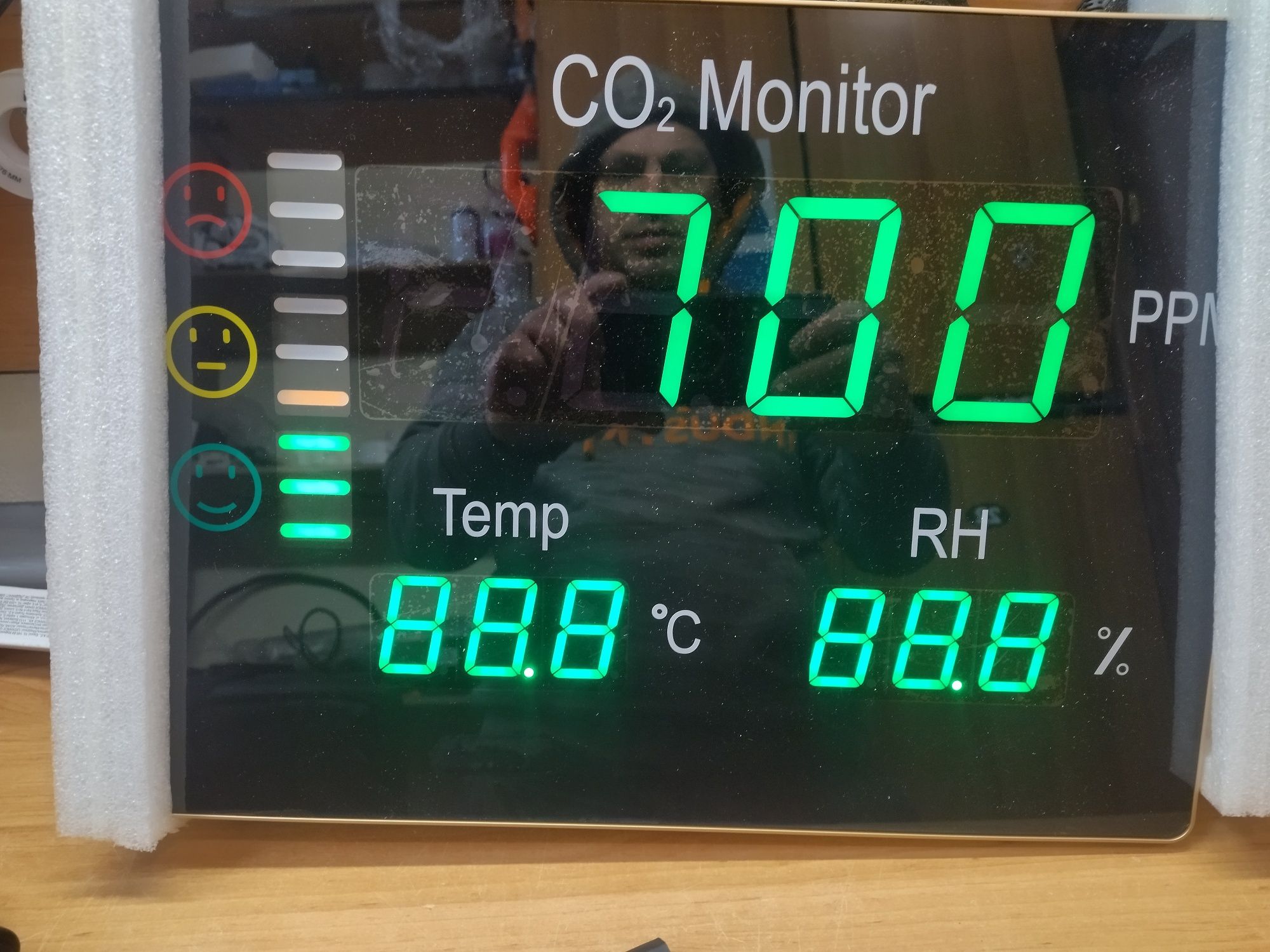 Термогигрометр-измеритель CO2 HT-2008 (монитор, настенный