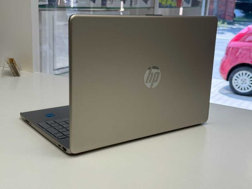 Laptop HP 15s-FQ2xxx 512GB /8GB/I3/Win.11 FASON Rzgowska 12