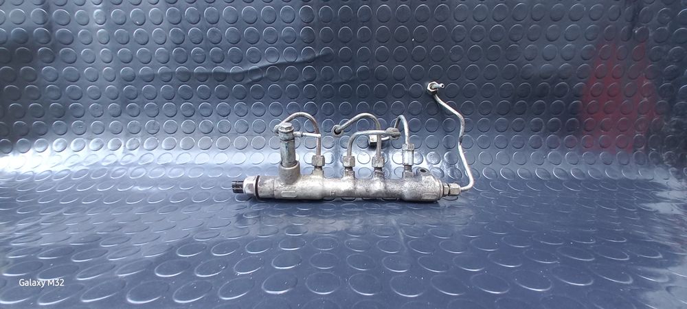 Продається Паливна рейка Opel Astra (J) 2009-2015 1.7cdti