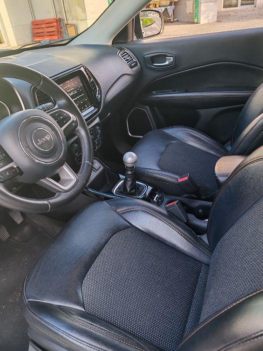 Jeep compass limited 93000km