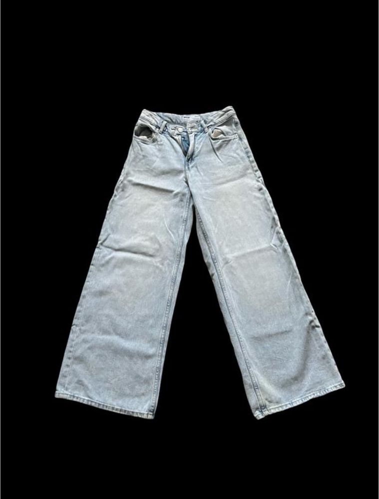 Джинси bershka xs-s