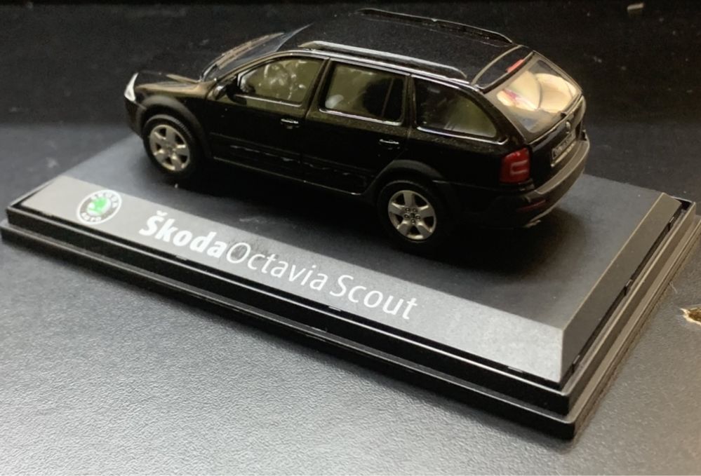 Skoda Octavia Scout 1/43 Abrex