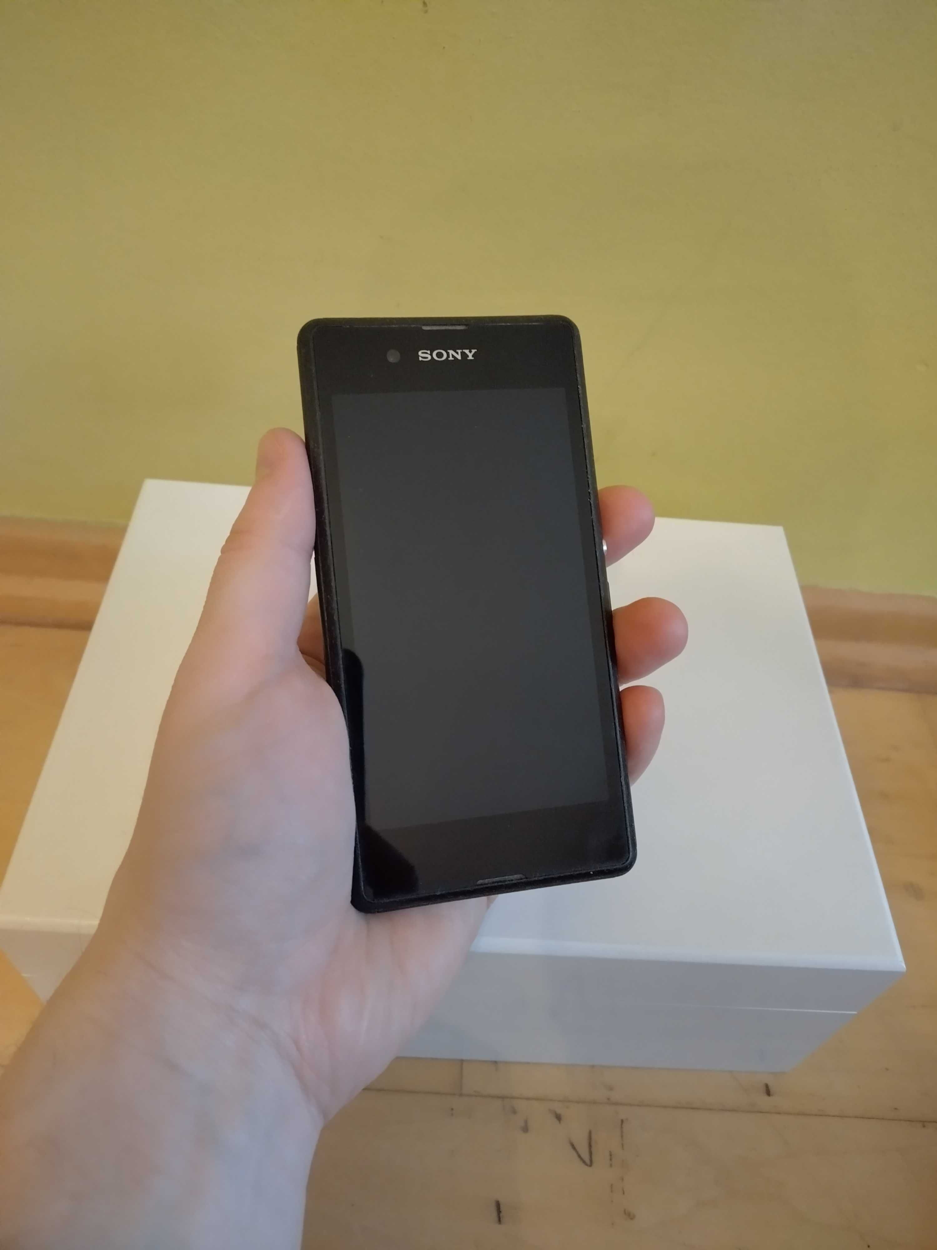 Sony Xperia E3 (D2203)