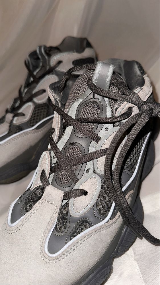 Кроссовки Adidas Yeezy boost 500