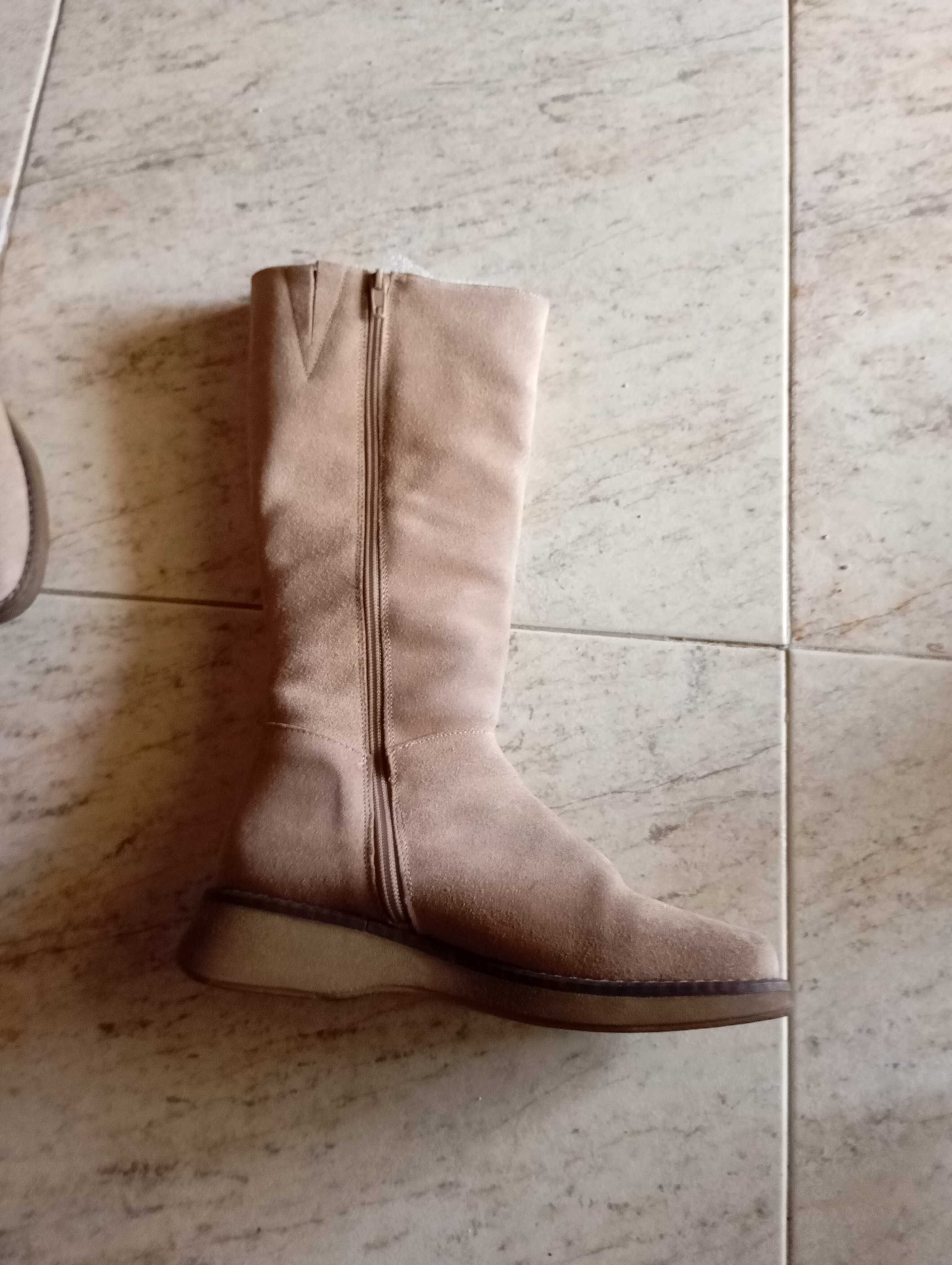 Botas de Senhora Cano Alto n37