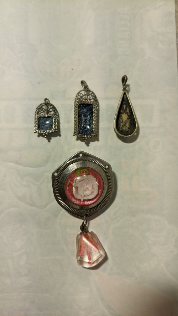 Продам винтажную бижютерию,пр-ва Ссср,мельхиор.Размеры-см.фото.