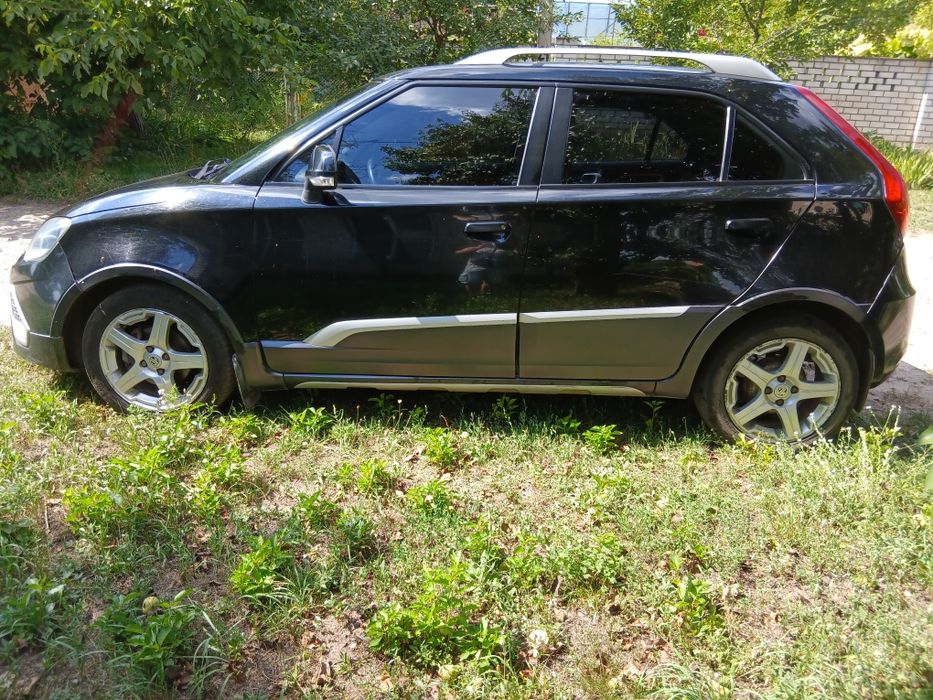 Продается MG 3 cross 2013 гв