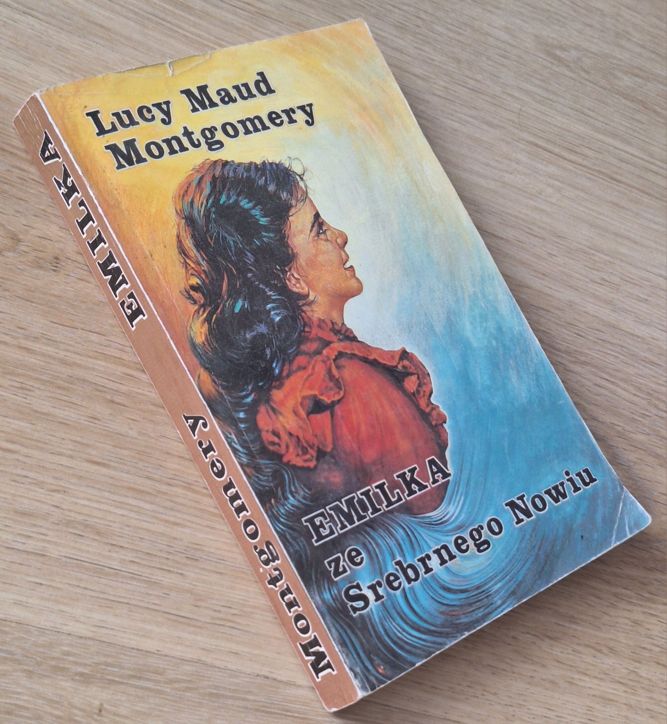 Emilka ze Srebrnego Nowiu Lucy Maud Montgomery