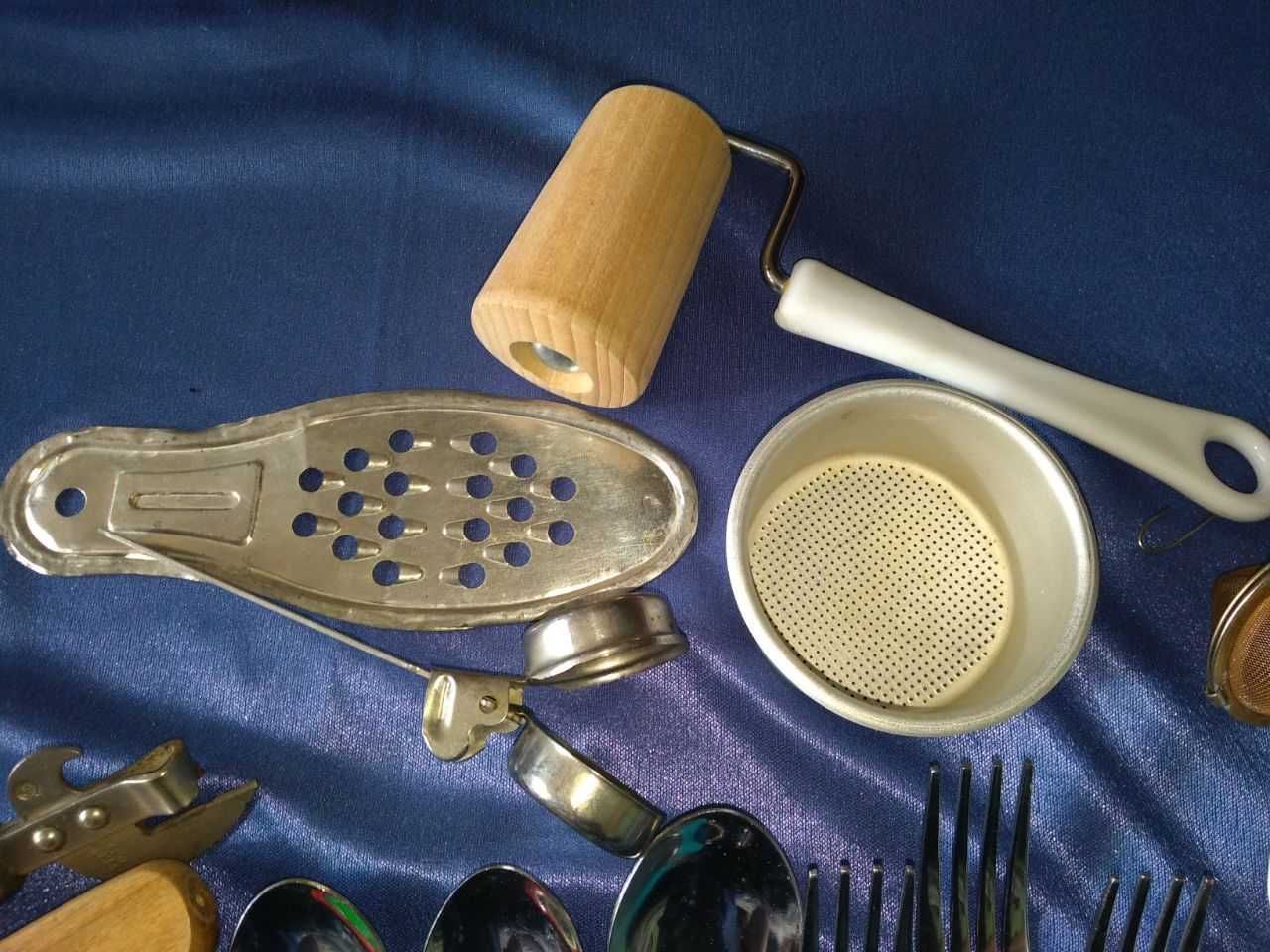 кухонне приладдя продам або обміняю на продукти