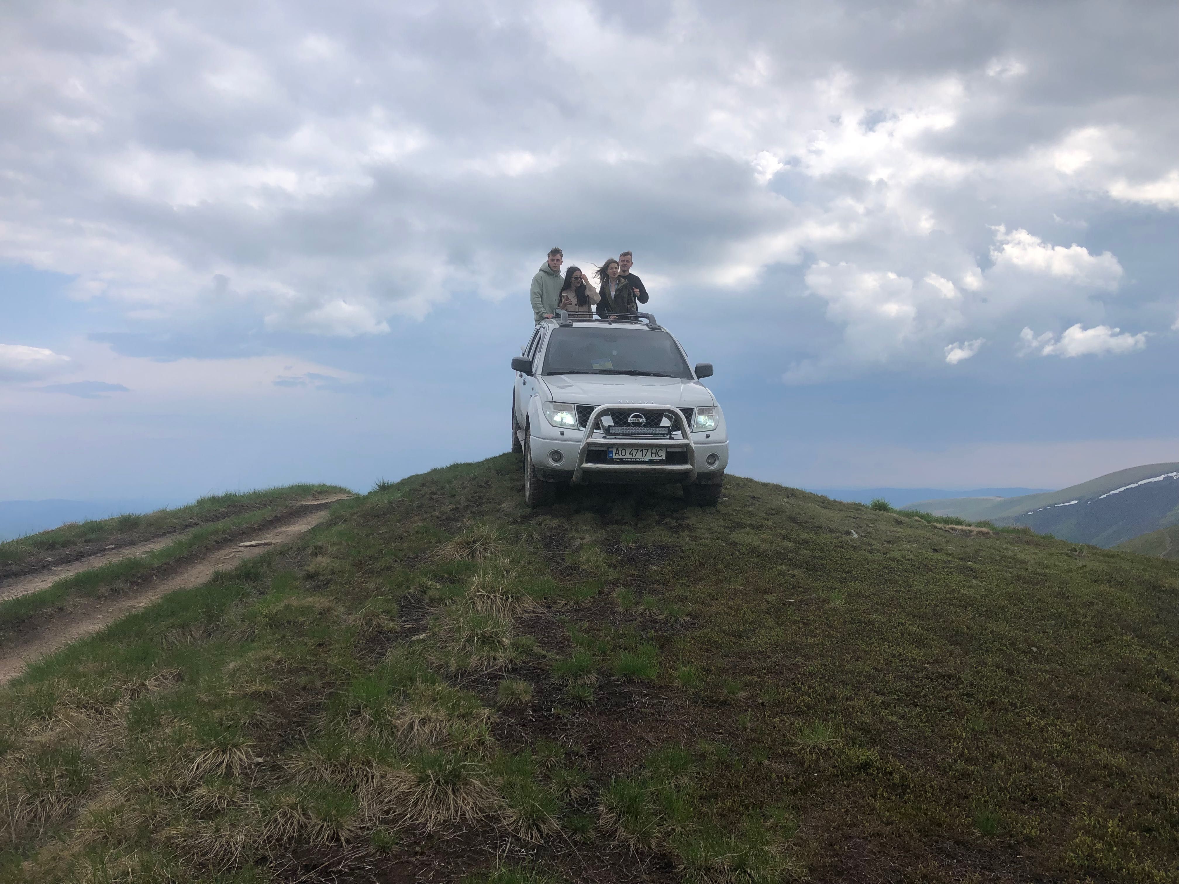 Садиба два брати ЕКО.Здається будинок або окремі кімнати.ЧАНИ.