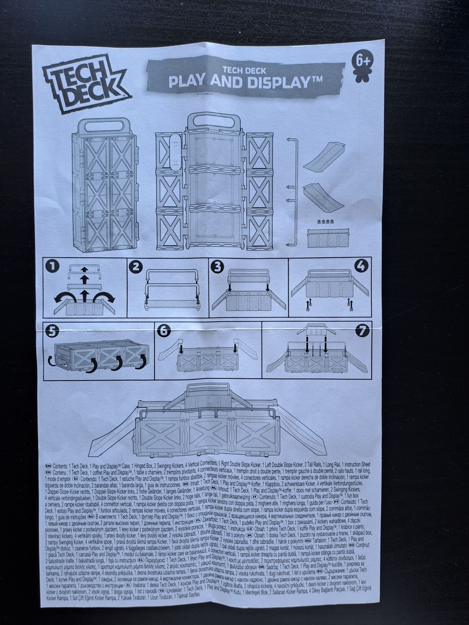 Mini skates Tech Deck Set Play and Display
