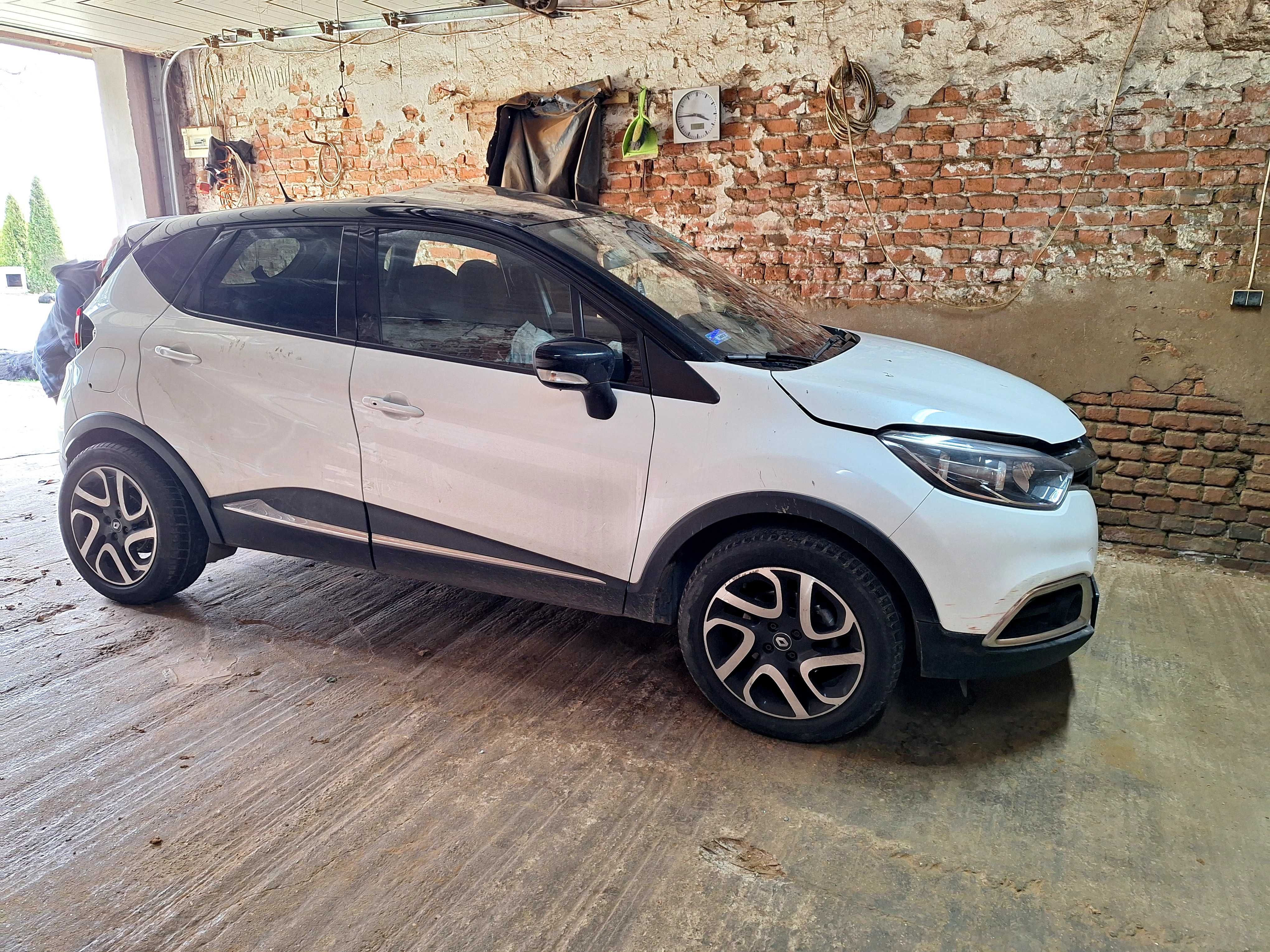 Captur 2016 po wypadku