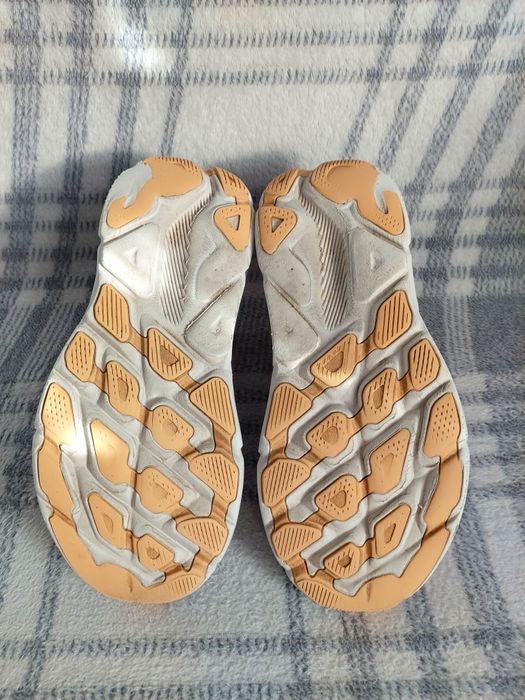 Кросівки Hoka klifton 9, 40 розмір, для бігу