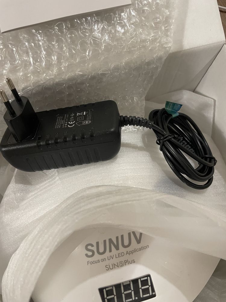 Лампа для маникюра SUNUV Sun5 plus