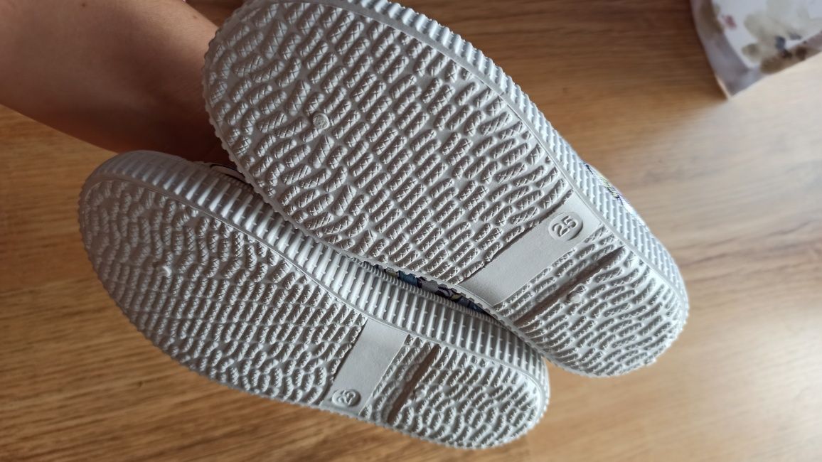 Tenisówki trampki Kraina Lodu rozmiar 25