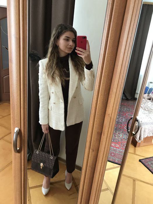 Zara піджак білий, приталений