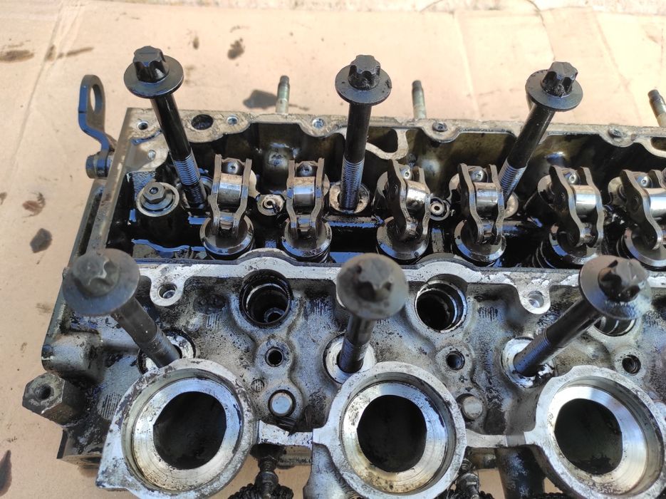 Головка блока двигуна мотора форд фієста МК6 1.4tdci ford fiesta MK6