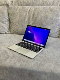 MacBook Pro 13” 2016 8/256 a1706 95% Silver