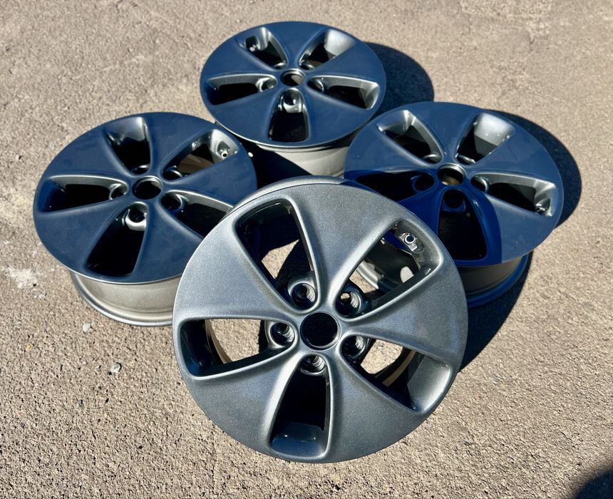 Диски легкосплавні 5x114.3 r16 et47 Megane Scenic Trafic Duster Nissan
