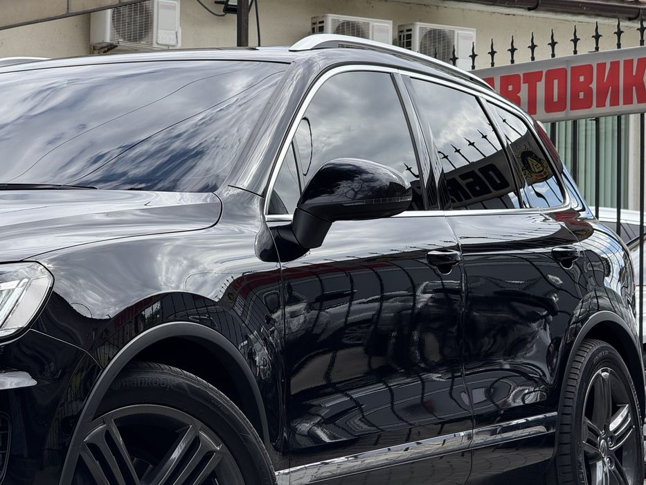 Volkswagen Touareg 2016 год, пневмо, целый, топ комплектация!