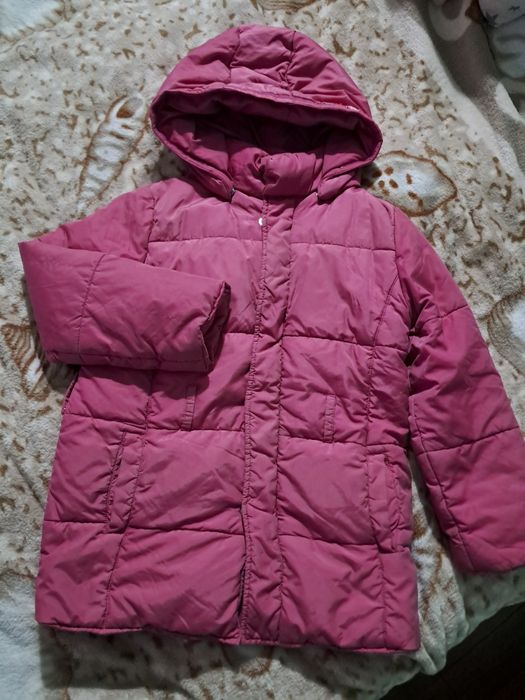 Тепла курточка для дівчинки 110-116 см