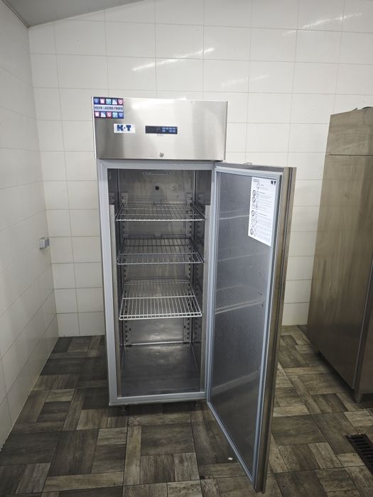 Морозильна шафа 700 л KT Німеччина