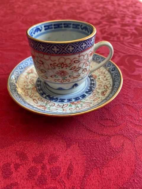 Chávena de café e pires, bago de arroz, Macau