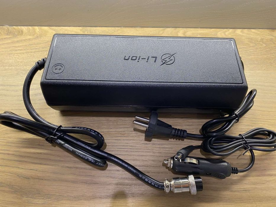 Зарядна станція 1500w 2000wh