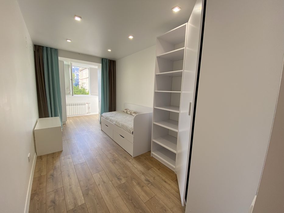 Продам 4к квартиру в Центрі