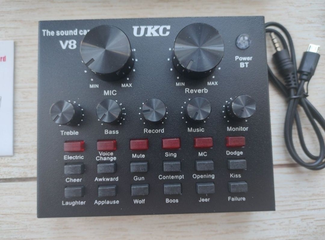 Аудио интерфейс внешняя звуковая карта Live Sound Card V8