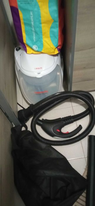 Aspirador vertical Polti Vaporetto Max H2O
