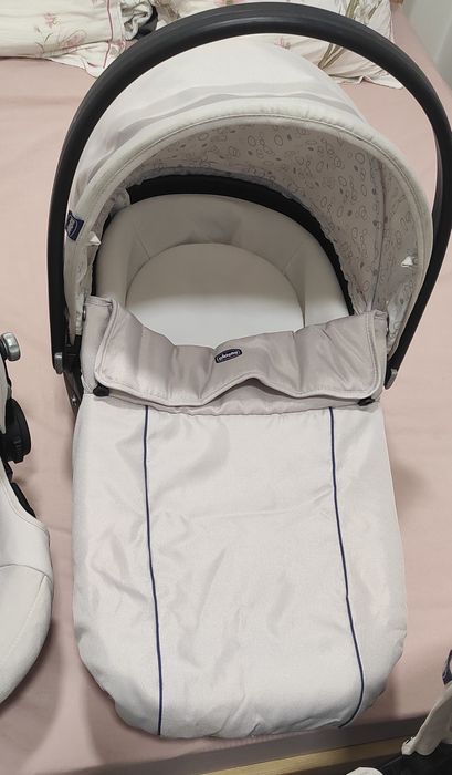 Vendo trio de carrinho Chicco
