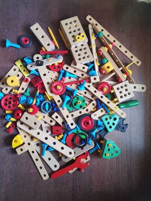 Дерев'яний конструктор Brio