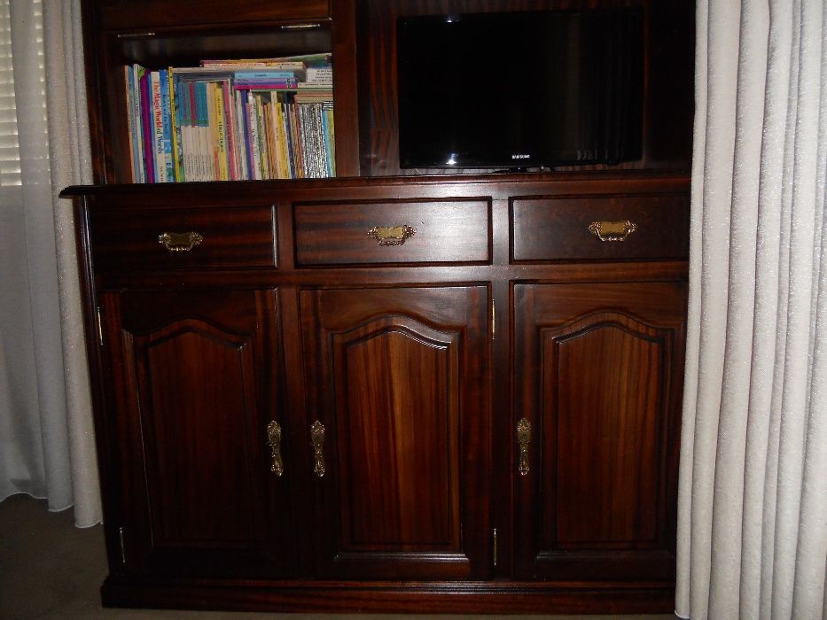 Móvel para sala - semi-novo