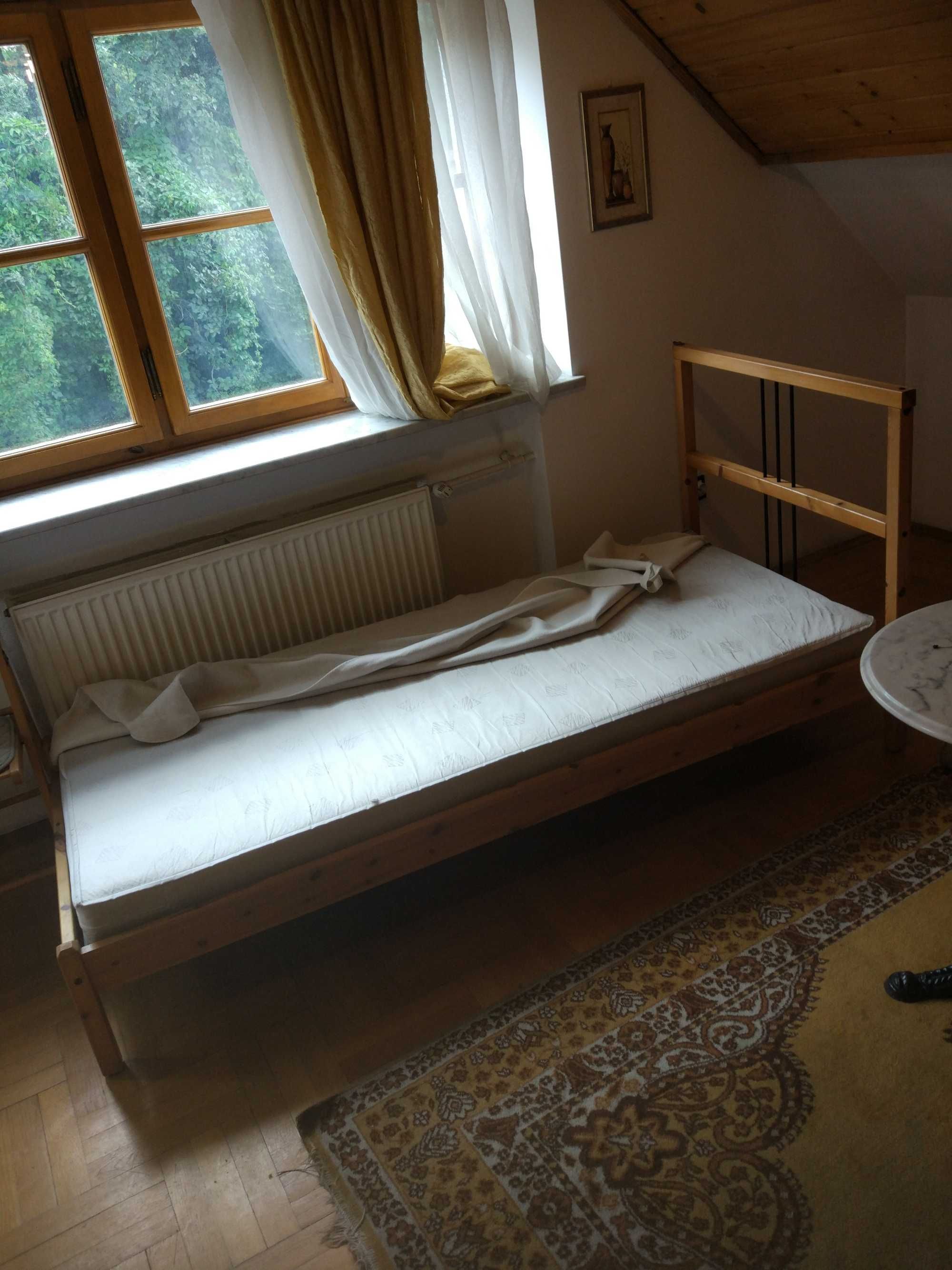 Wygodne łóżko drewniane 95x205, rama IKEA, super materac Recticel
