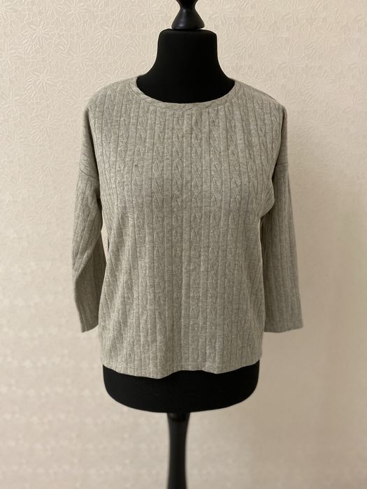 Продаю костюм теплий трикотаж