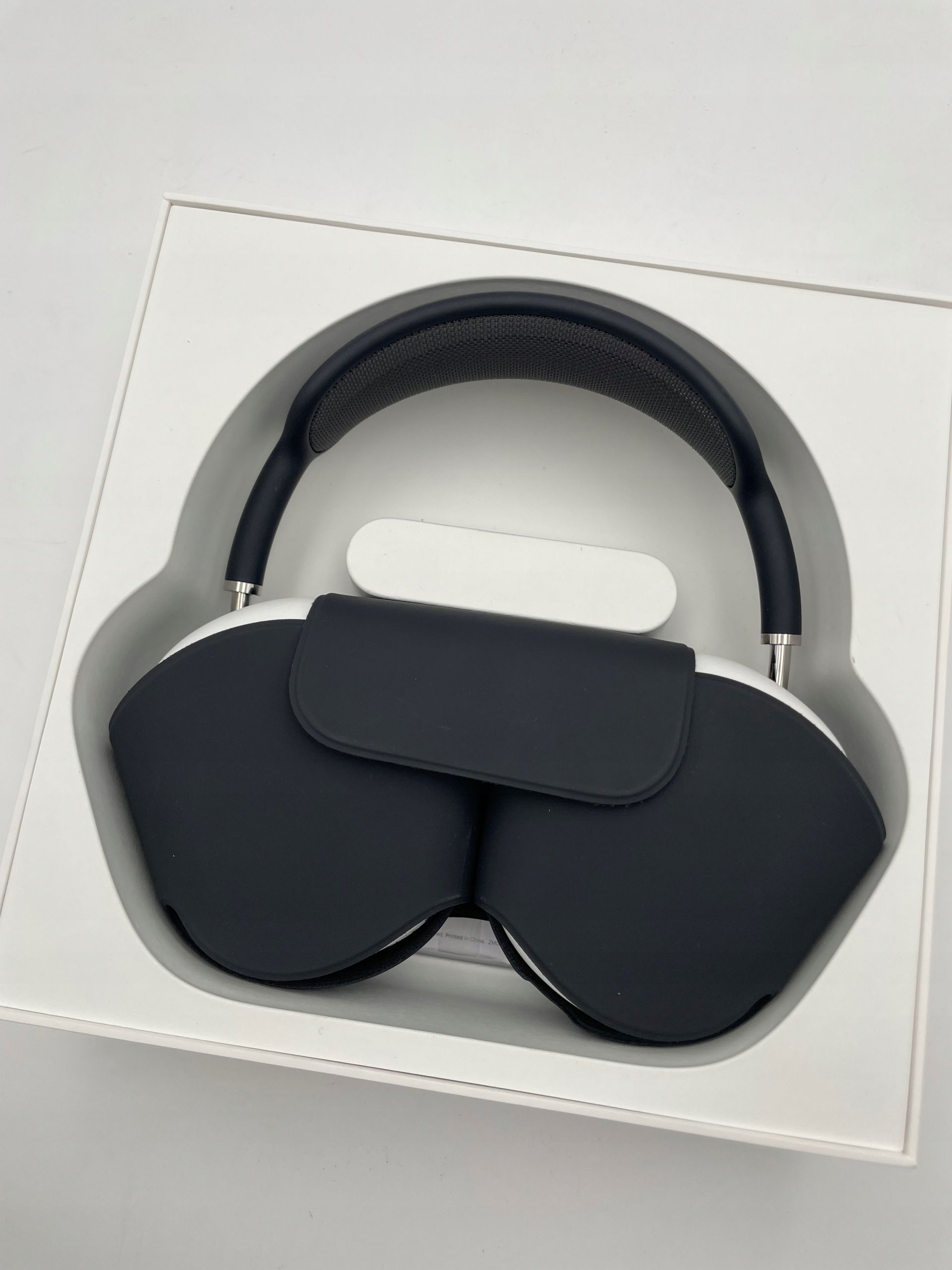 Apple AirPods Max Space Gray