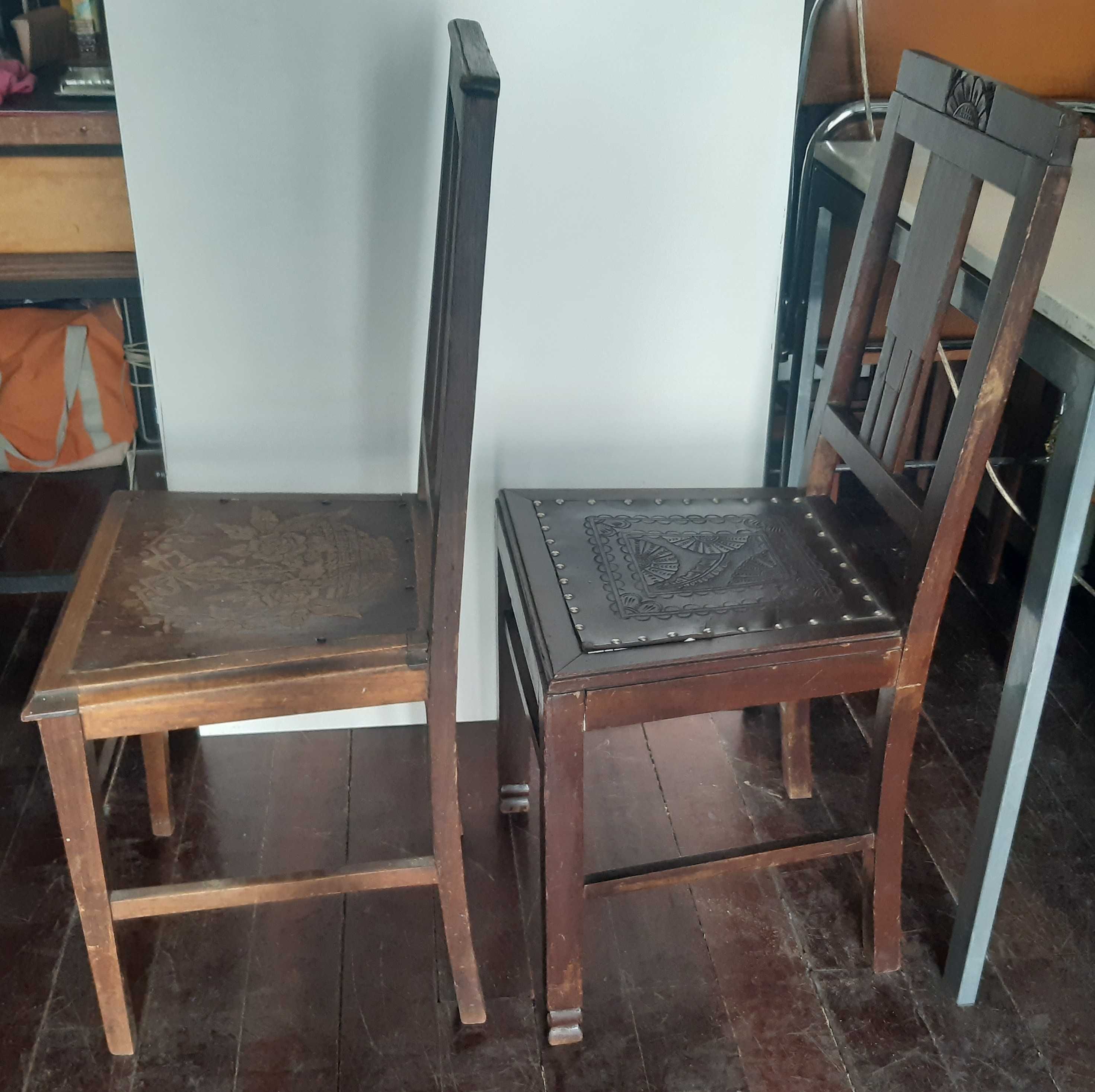 Retro Vintage Antigo Duas Cadeiras Madeira Maciça p/ Restauro