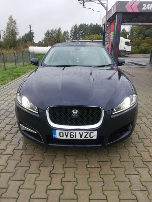 Jaguar XF S lift 3.0D 306DT skóry bixenon JGJ alufelgi 20"