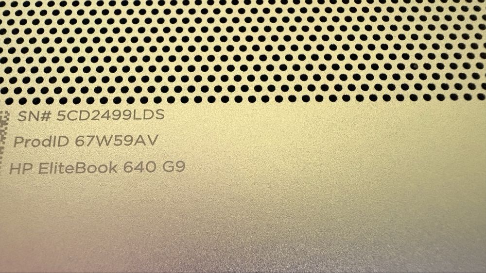 HP Elitebook 640 G9 z zasilaczem