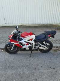 Yamaha r6  de 2001