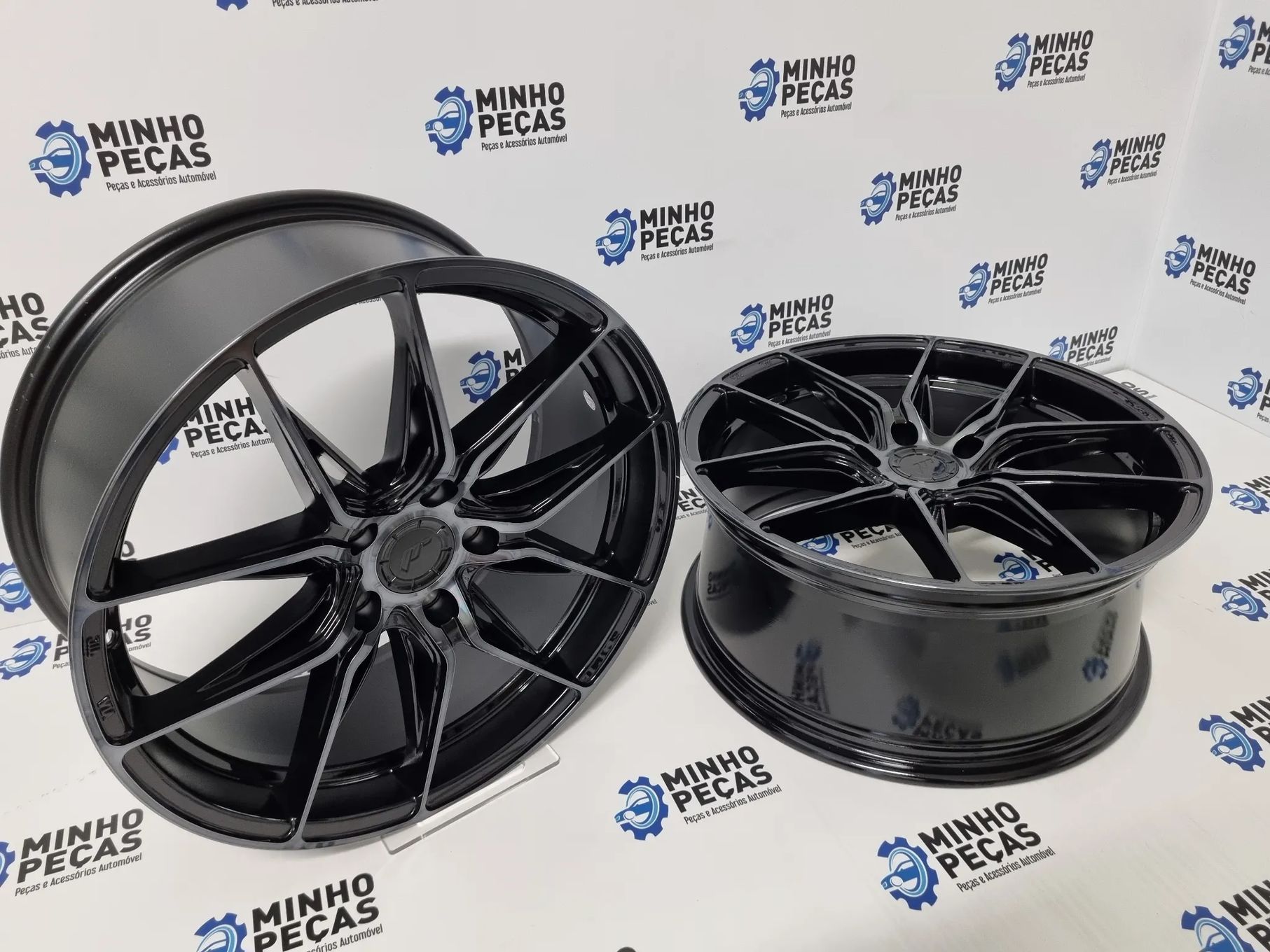 Jantes Japan Racing (JR44) em 18 (5x112) Preto Face Brushed