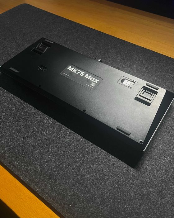 MK Teclado Mecânico RGB 75%