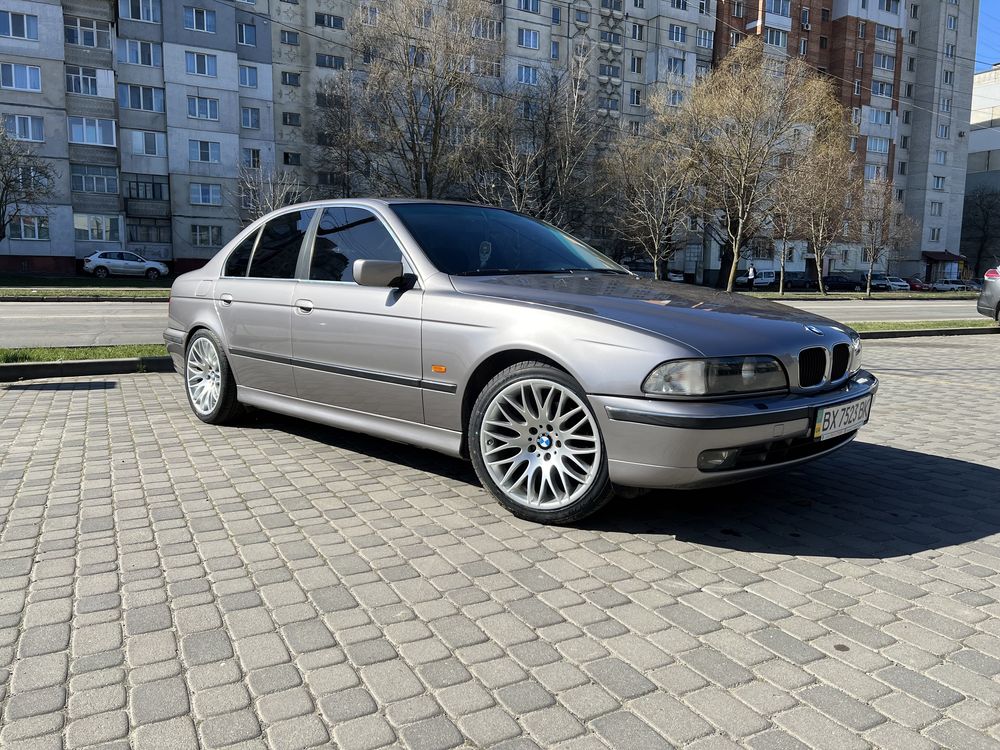 Продам BMW 523 1998