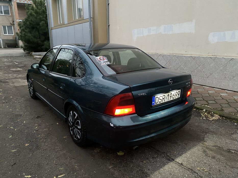 Продам Opel Vectra B 1.8 ‘2000