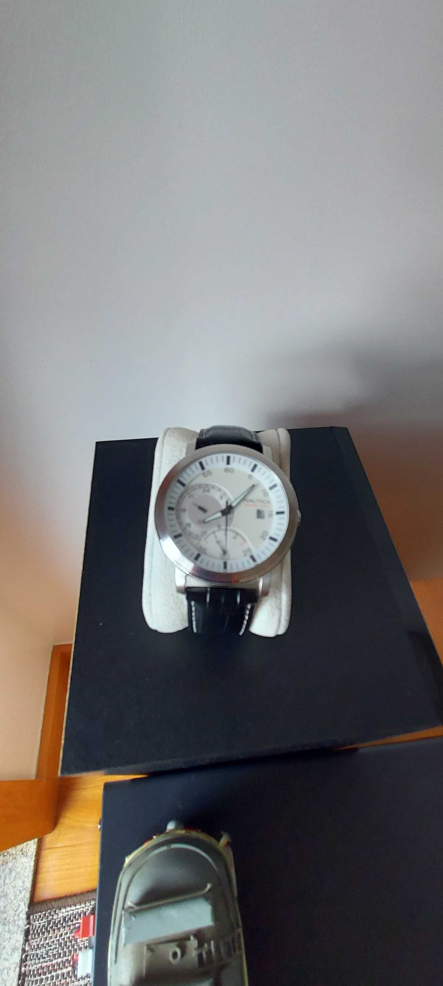 Relógio Nautica Dual-Timer