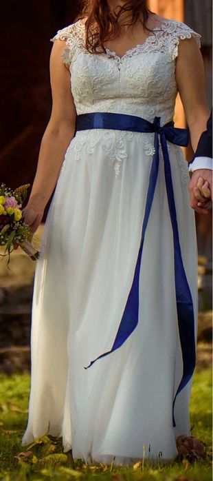 Suknia ślubna, r. 38, super stan, klasyczna z koronkami