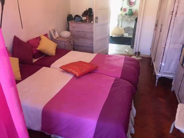 Imovel T3 Setubal, no Bairro Liceu c boas áreas para renovar