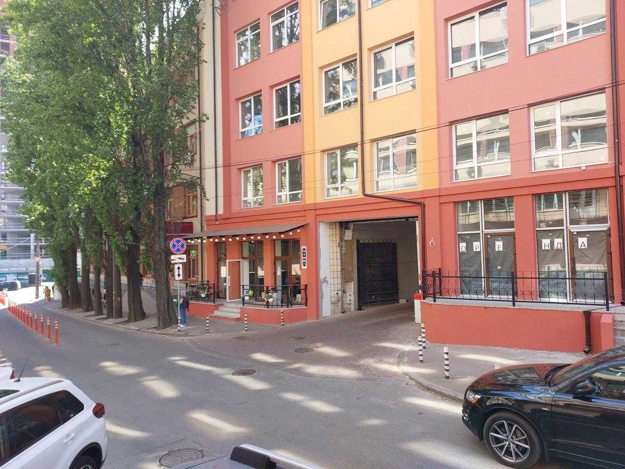 Оренда  офісу в БЦ на Лукьянівці (172 м2)
